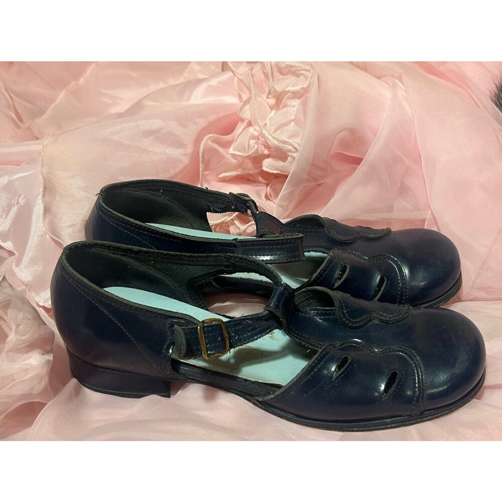 Vintage 1960s Mary Jane Shoes T-Strap Navy Patent Leather Mod Sears Womens 9”